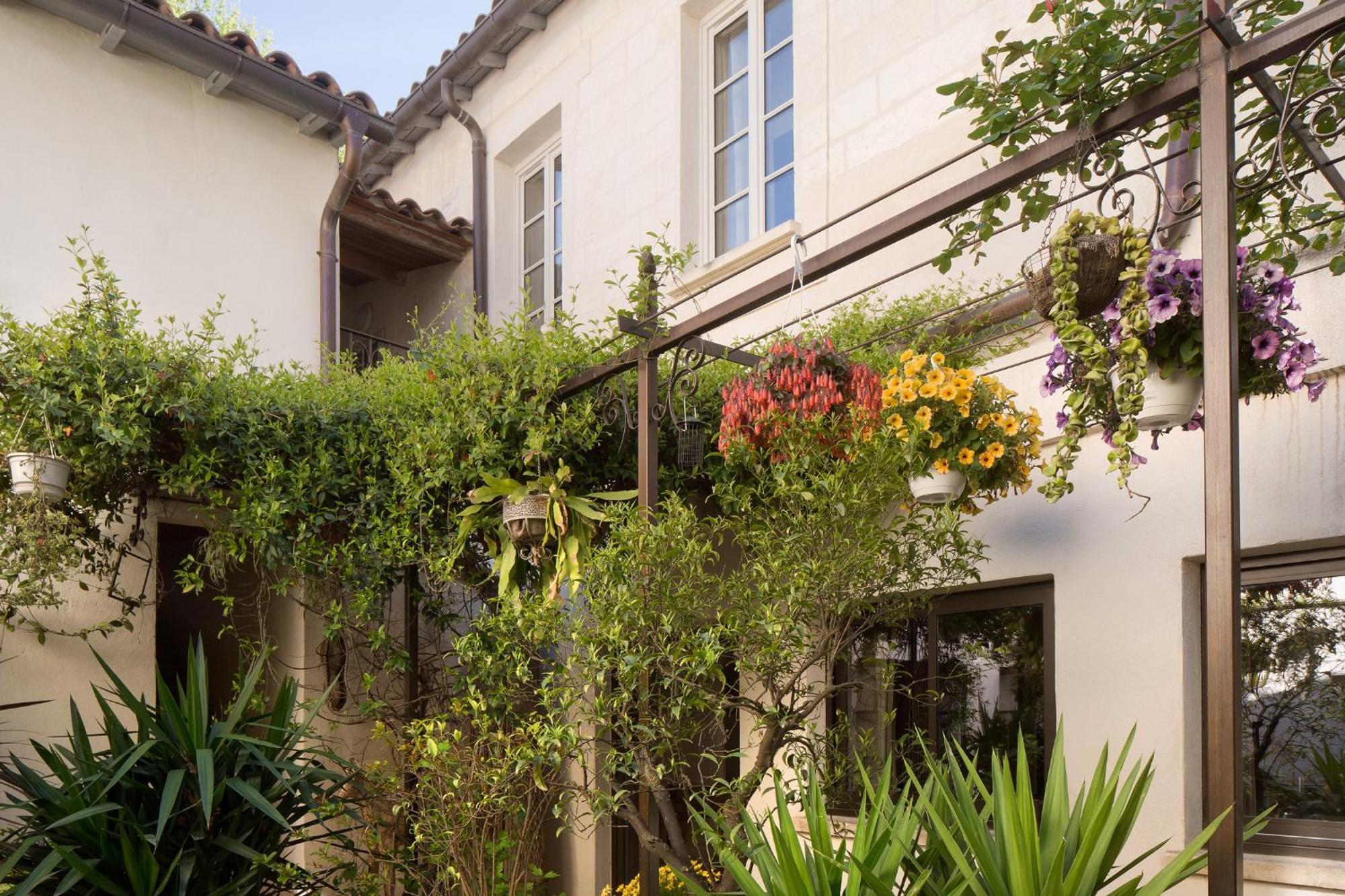 La Maison Des Augustins 4 Stars Spa Et Fitness Αβινιόν Δωμάτιο φωτογραφία