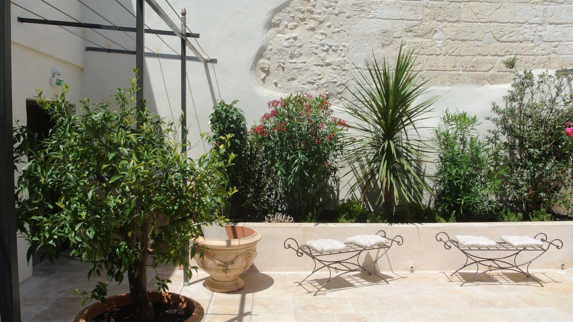 La Maison Des Augustins 4 Stars Spa Et Fitness Αβινιόν Εξωτερικό φωτογραφία